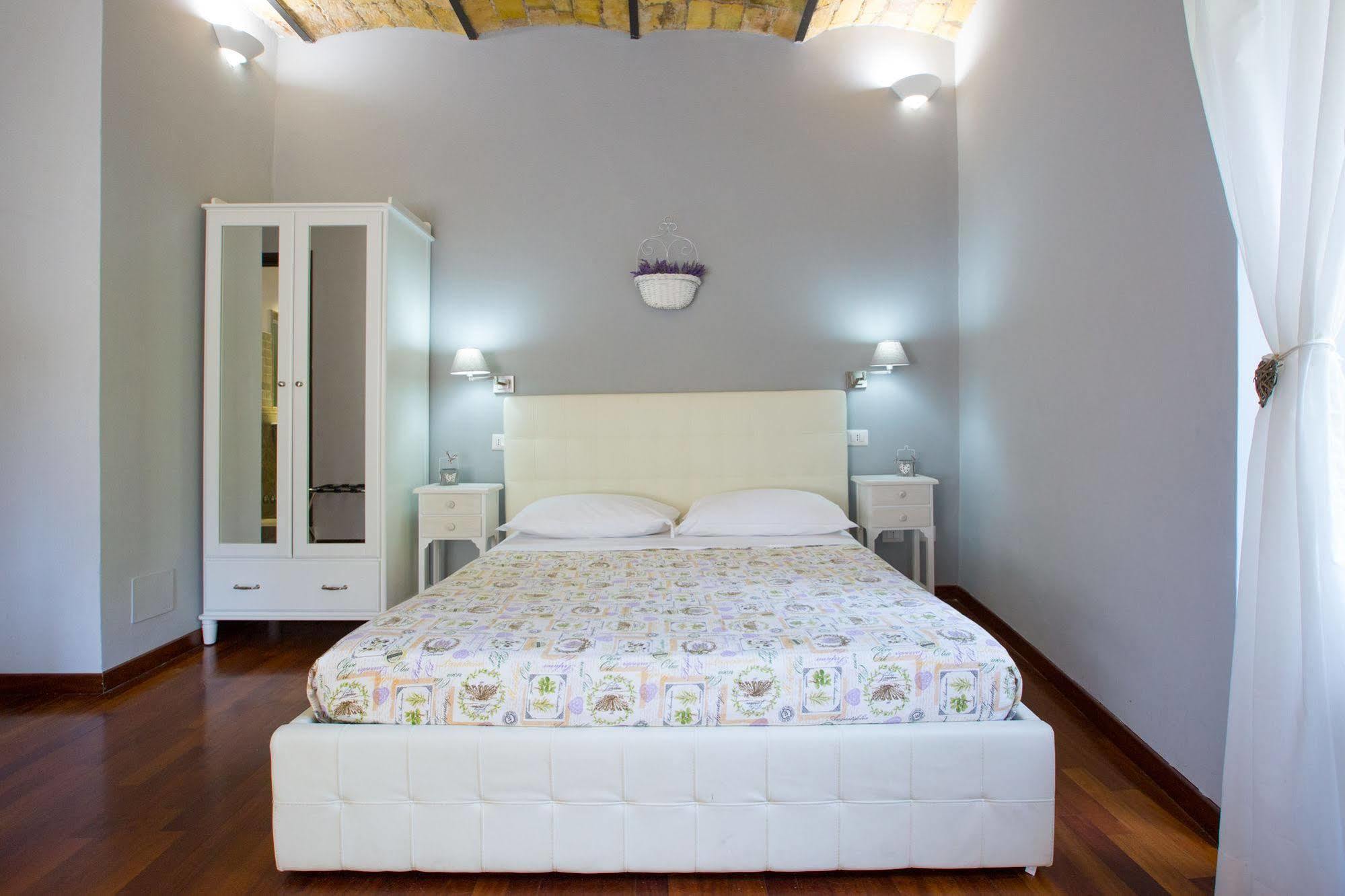 Отель Residenza Sistina Рим Экстерьер фото
